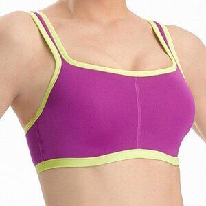 Yogi Seamless Convertible Full-Busted Contour Underwire Sport Bra